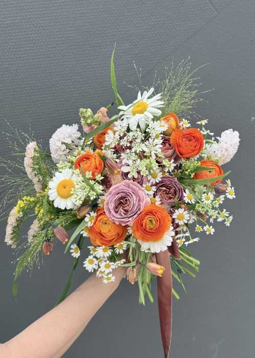 Buchet de cununie rustic din flori de camp portocaliu violet [8]