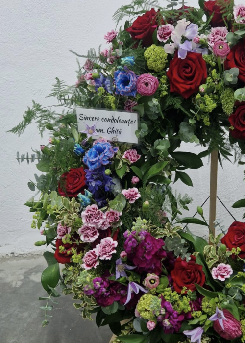Coroana funerara de mari dimensiuni [2]