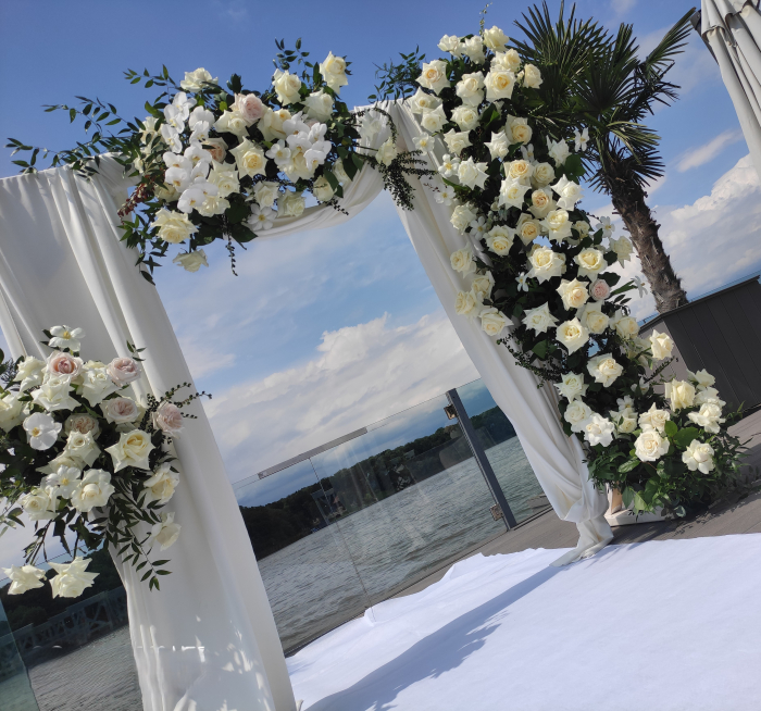 Decor floral pentru Nunta pe Lac [3]
