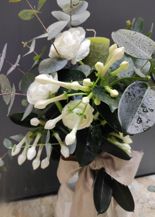 Lumanare de botez decorata cu flori de Iasomie de Madagascar [4]