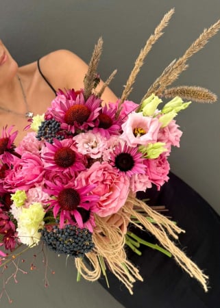 TOATE - Buchet boem roz magenta romantic si delicat