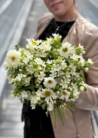 BUCHETE MIREASA & NASA - Buchet de mireasa din flori Cosmos si oxypetalum