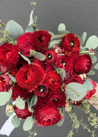 Buchet de mireasa/nasa rosu din trandafiri si ranunculus [4]