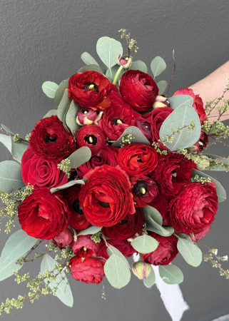 Buchet de mireasa/nasa rosu din trandafiri si ranunculus [10]