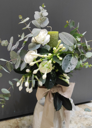 Lumanare de botez decorata cu flori de Iasomie de Madagascar [4]