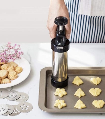 Aparat tip pistol pentru biscuiti si ornare 21 accesorii inox [3]