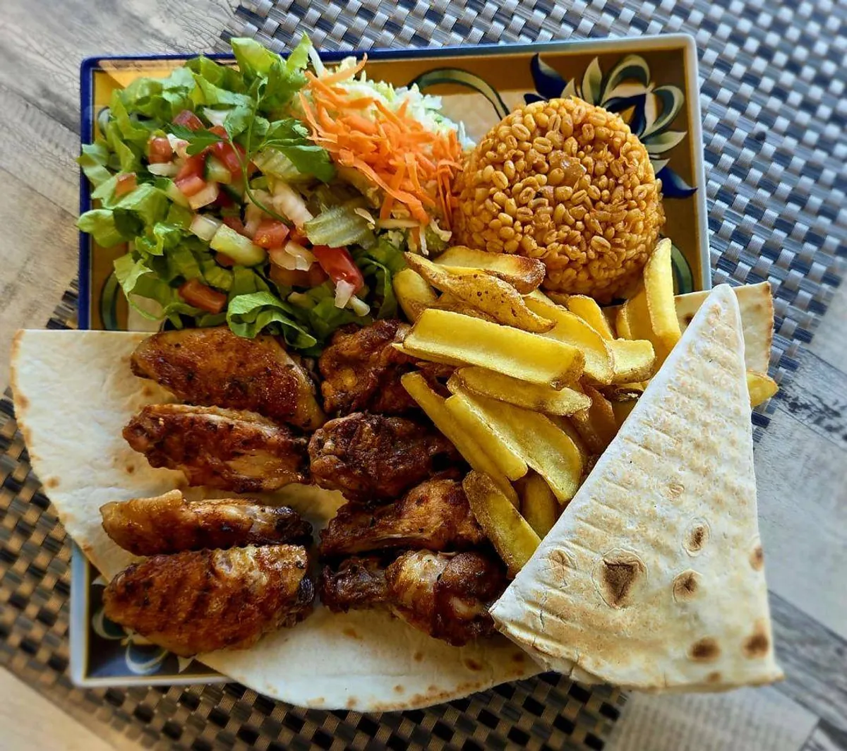 TURKISH PLATE GRILL - Aripioare Kebab 8 Bucati