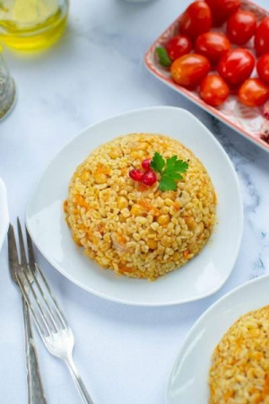 BULGUR CU SALATA