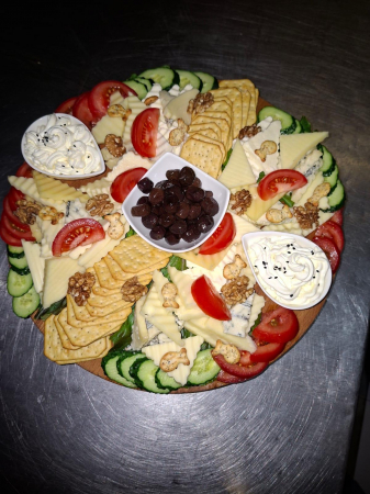 PLATOURI - PLATOU BRANZETURI(2-4 PERSOANE)-UN RASFAT LA INALTIME