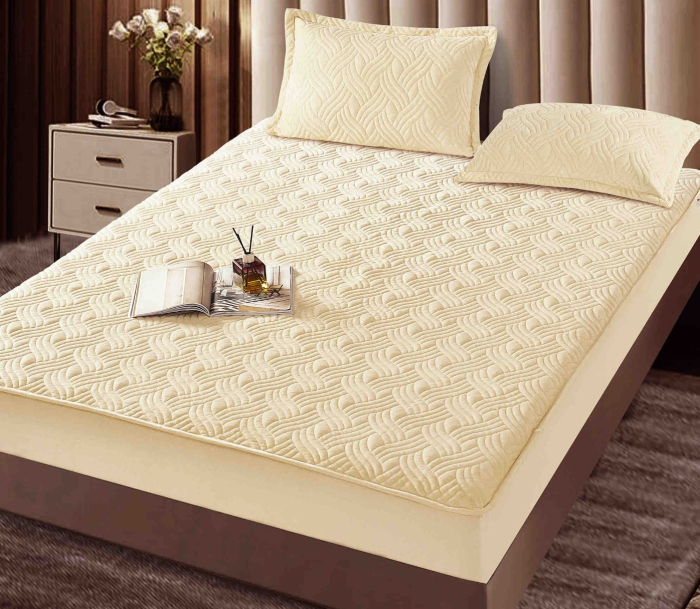 Husa Tip Topper Din Catifea 180x200 + 2 Fete De Perna [2]