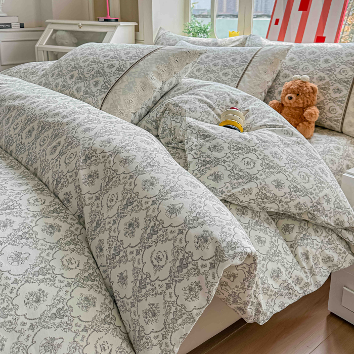 Lenjerie de pat Bumbac 100%, cu dantela, cearceaf cu elastic 180x200cm + 25cm [2]