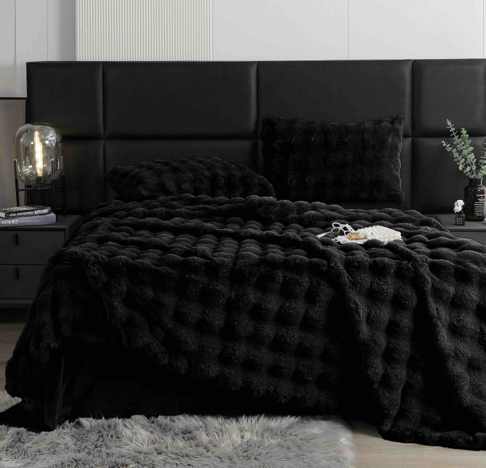 Lenjerie De Pat Pufoasa Rabbit Luxury Edition, 6 Piese, Negru, RL-LCI-11 [1]
