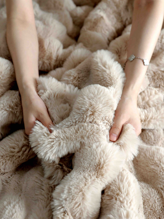 Lenjerie De Pat Pufoasa Rabbit Luxury Edition, 6 Piese, Bej, RL-LCI-5 [8]