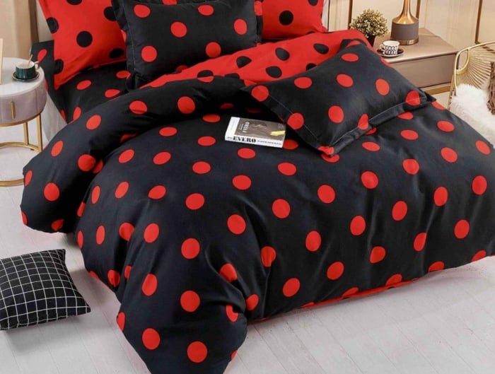 Lenjerie de Pat Bumbac Finet, Pat Dublu, 6 Piese - Negru, Buline Rosii [2]