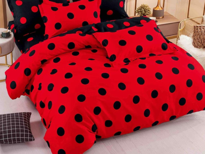 Lenjerie de Pat Bumbac Finet, Pat Dublu, 6 Piese, Cearceaf cu Elastic - Rosu, Buline Negre [2]