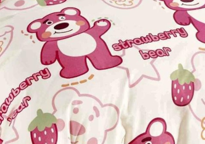 Lenjerie de Pat Bumbac Finet, Pat Dublu, 6 Piese, Cearceaf cu Elastic - Alb/Rosu, Personaje [3]