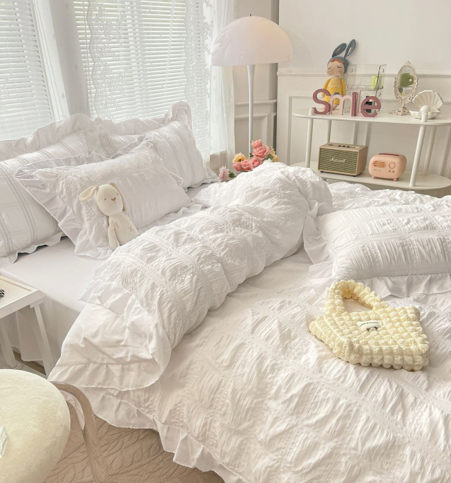 Set Lenjerie de Pat 2 Persoane Bumbac Finet Creponata Uni cu Volanase, 6 Piese - Maro Deschis [2]