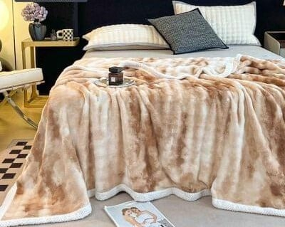 Paturi Imblanite Catifelate - Patura Cocolino Cu Bordura Alba