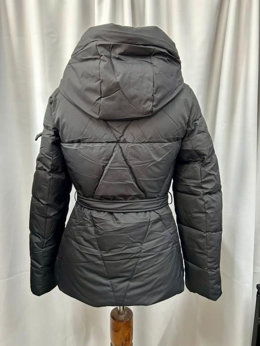 Geacă scurtă negru  glugă detașabilî  si cordon cu capse [2]