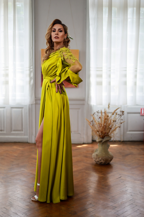 Rochie lungă elegantă broderie dantelă verde fistic [3]