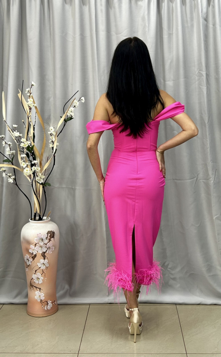 Rochie Elegantă Lungă Fucsia cu Pene [3]