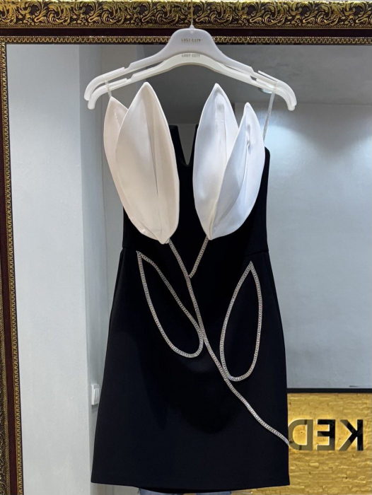 Rochie Elegantă Scurtă Neagră [3]