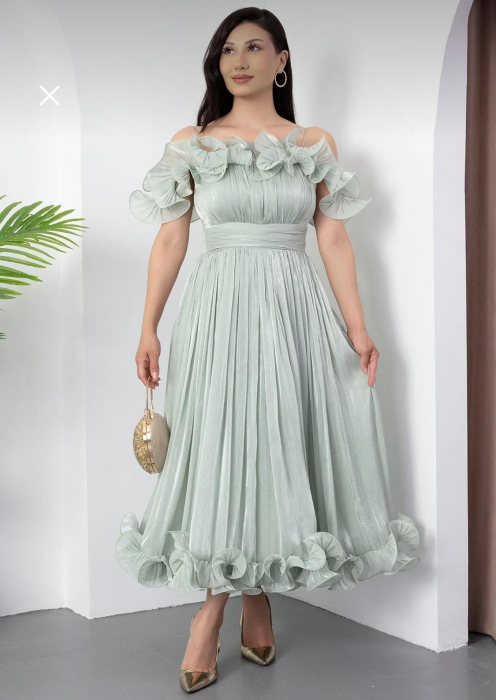 Rochie Elegantă Vernil cu Volane și Umeri Goi [4]