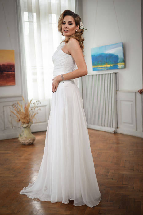Rochie lungă elegantă albă floare 3D [3]