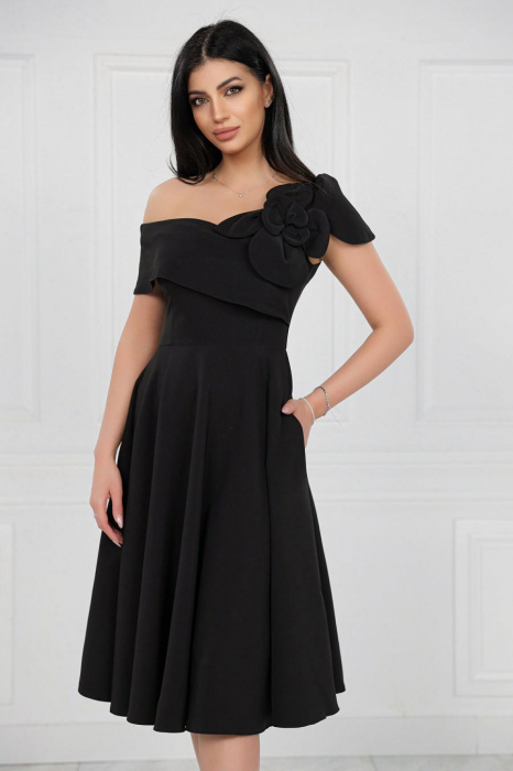 Rochie Midi Elegantă Cloș Negru Decolteu Umeri [4]