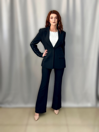 COMPLEURI - Compleu negru cu perle și pantalon evazat