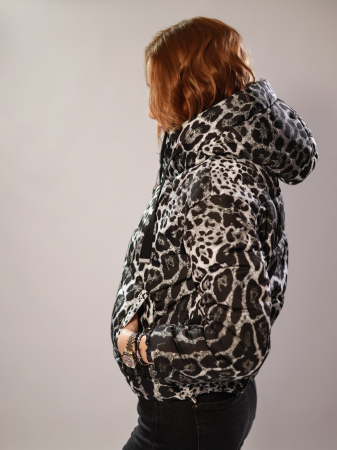 Geacă scurtă alb-negru animal print cu glugă [1]
