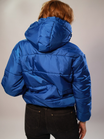 Geacă scurtă albastră cu glugă [2]