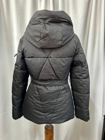 Geacă scurtă negru  glugă detașabilî  si cordon cu capse [1]