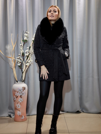 Palton scurt negru din fâș inserții stofă