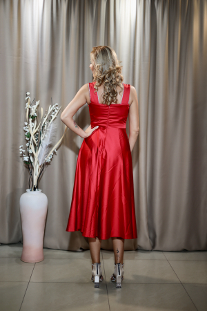 Rochie Elegantă Medie Roșie Cloș [1]
