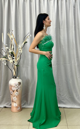 Rochie Elegantă Lungă Verde cu Pene [2]