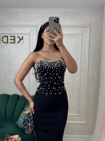Rochie Elegantă Midi Neagră cu perle și pene [1]