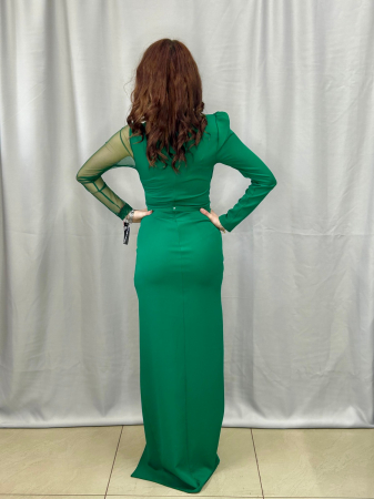Rochie lunga verde  umăr stâng din tulle [2]