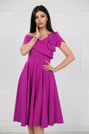 MĂRIMI MARI - Rochie Midi Elegantă Cloș Magenta Decolteu Umeri