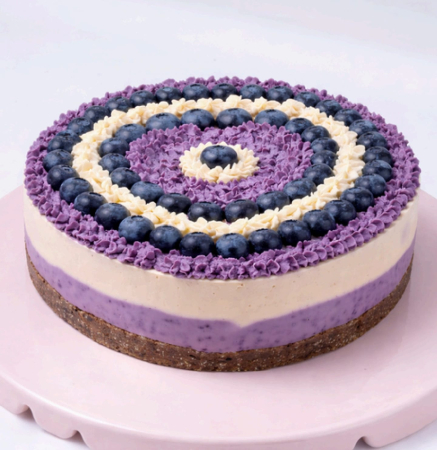 Torturi RAW Vegan - Tort cu Crema de Afine si Cioco alba, model Zebra