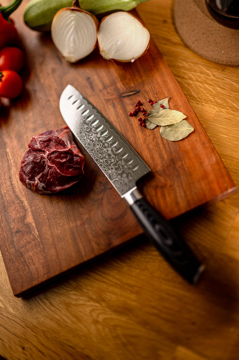 Cutit de bucatarie profesional din otel de Damasc, Xinzuo, lungimea lamei 178 mm, 67 straturi, pentru carne, legume, fructe, feliere, gatit zilnic, rezistent la coroziune si rugina, negru [7]