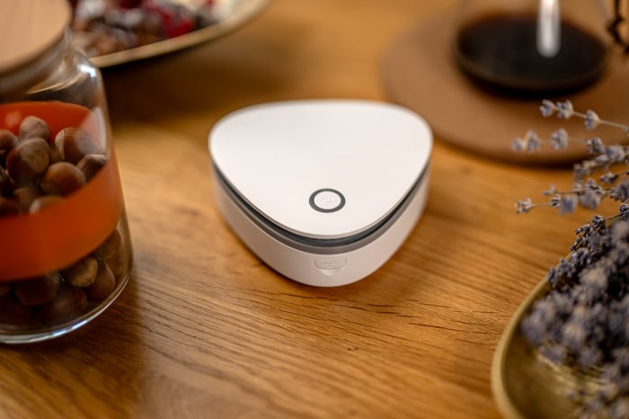 Purificator portabil Real Life cu ozon si UV (UVC), sterilizator, dezinfectant, antibacterian, dezodorizant, baterie, USB, LED, alb [8]