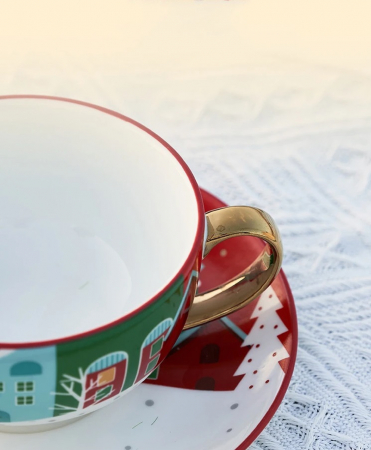 Set ceai, ceramic pentru Craciun, alcatuit din cana, farfurie, ceainic si cutie cadou, rosu + cadou un ulei esential Magia Craciunului [3]