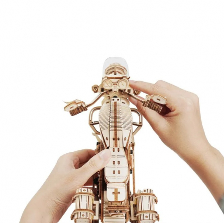Set puzzle 3D din lemn, Robotime LK504 Cruiser Motorcycle, 420 piese [4]