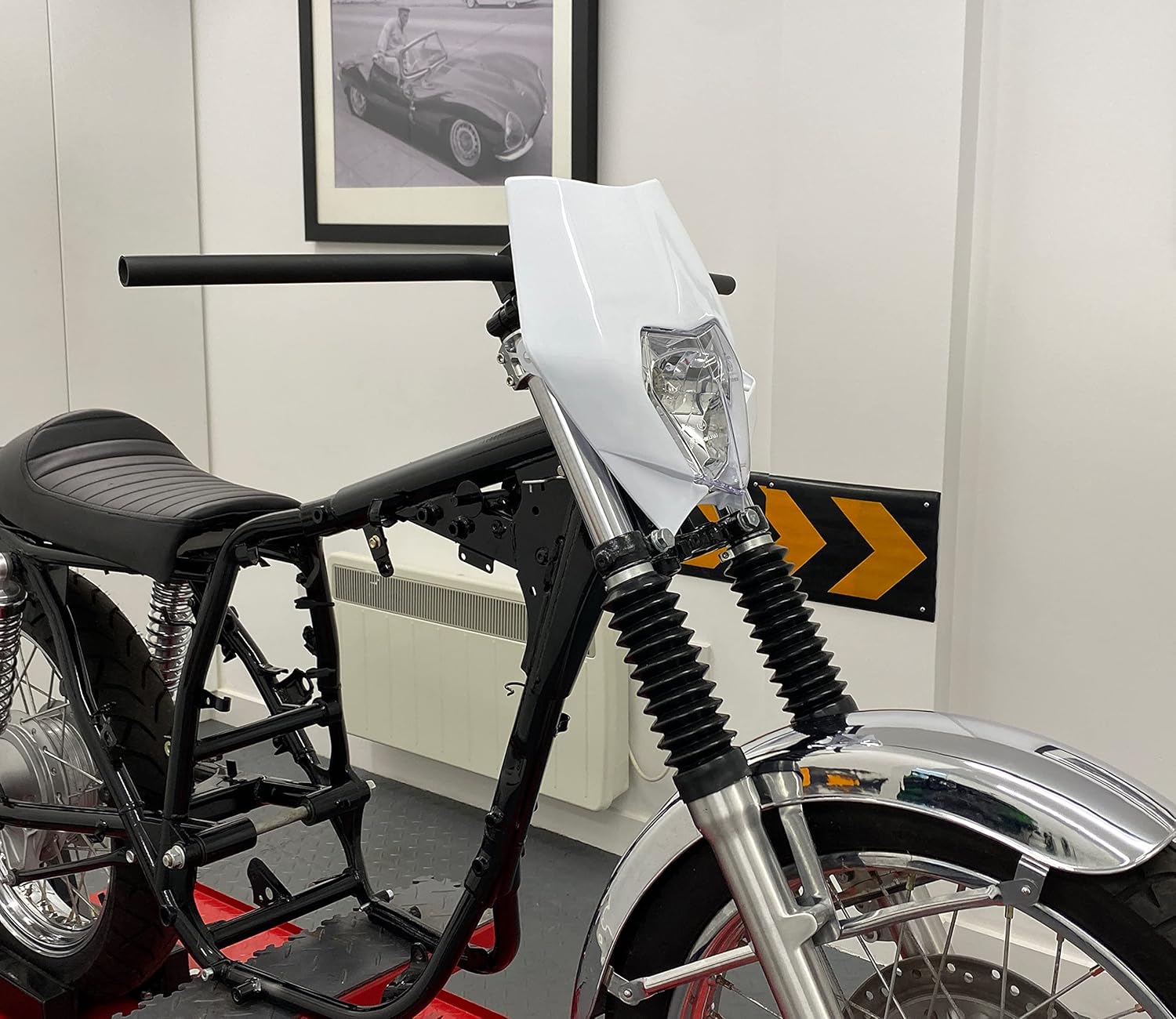 Carena si far fata pentru motociclete, alba, cu faza scurta si lunga - Model universal pentru ENDURO / Trail / Streetfighter [9]