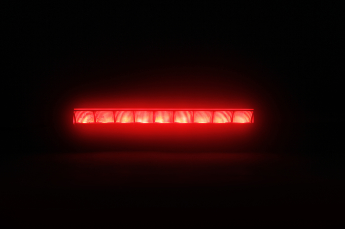 Stop multifuncțional cu LED de 35 cm / 14" cu semnalizare, lumină spate și lumină de avarie R65 – 10V-80V, IP67/IP69K [8]