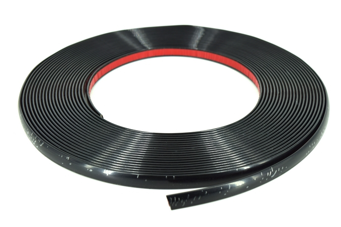 Ornament negru cu adeziv Rola 4mm x 15m [1]