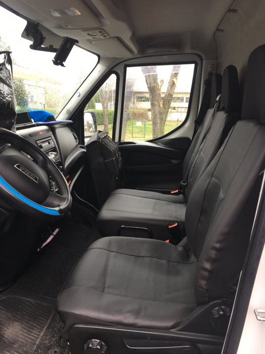 Huse scaune din piele Iveco Daily 3 locuri 2+1 (2018 - 2024) [2]