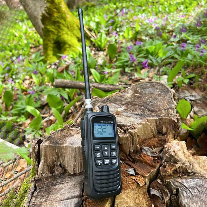 Kit Statie radio CB portabila PNI Escort HP 92 multi standard 4W, 12-24V AM-FM cu antena CB PNI ML70 cu magnet [8]