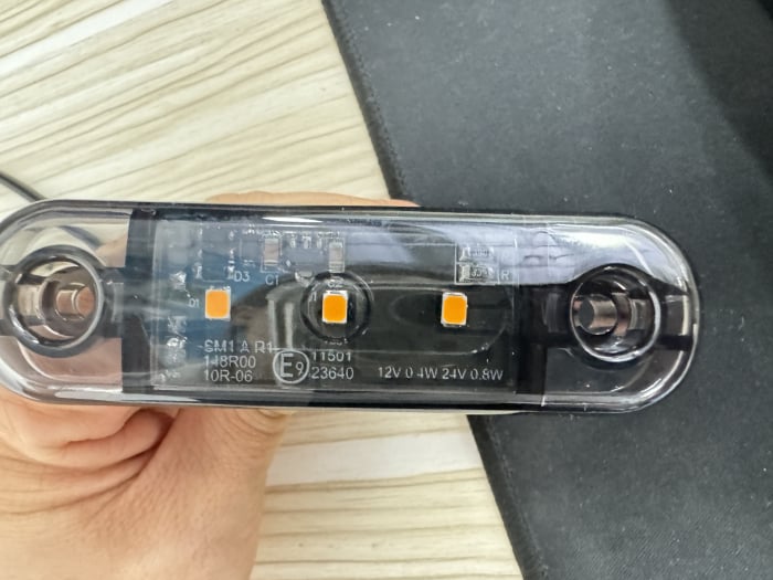 Lampa gabarit laterala LED portocaliu fumuriu rezistent la apă IP67, 12V/24V Cablu 30 cm - E9 10R-06, ECE R10, ECE R148 [9]